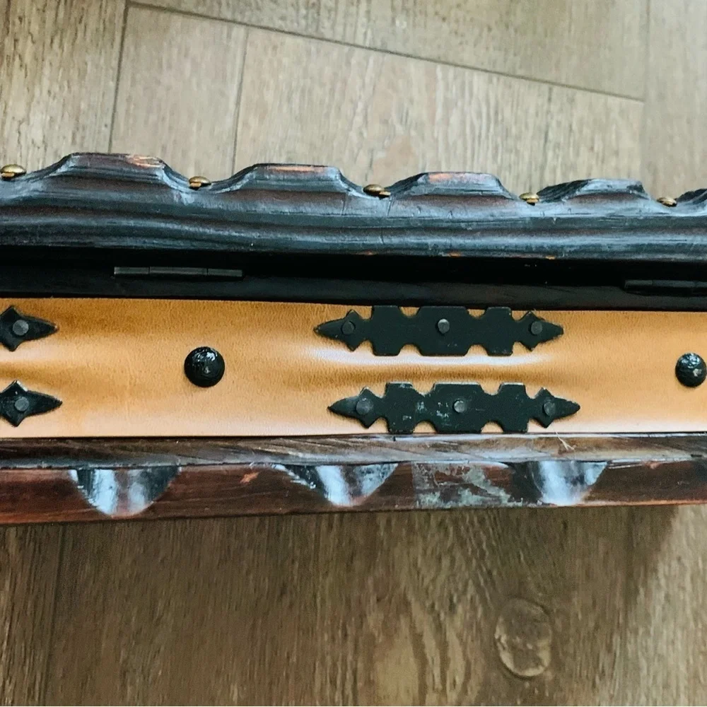 Wooden handcrafted box